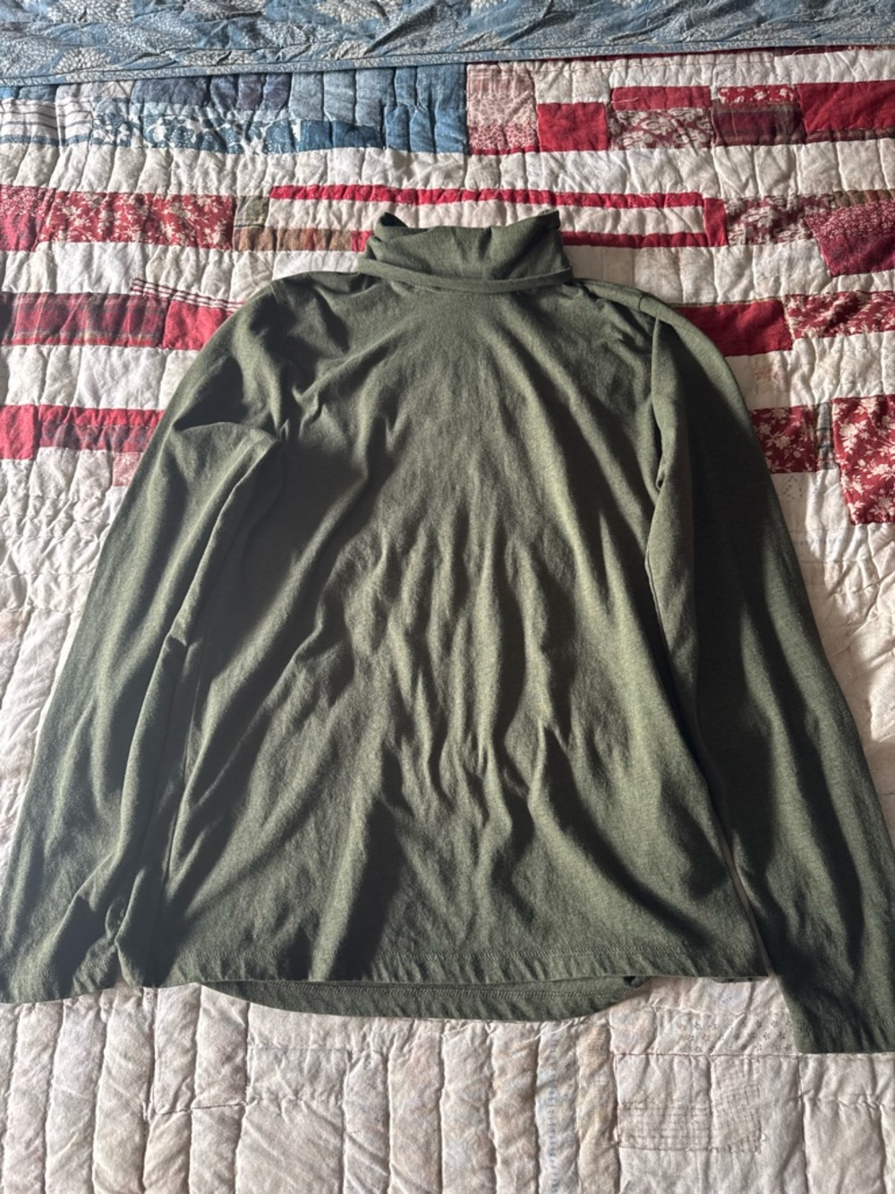 Chico's Olive Green Long Sleeve Turtleneck